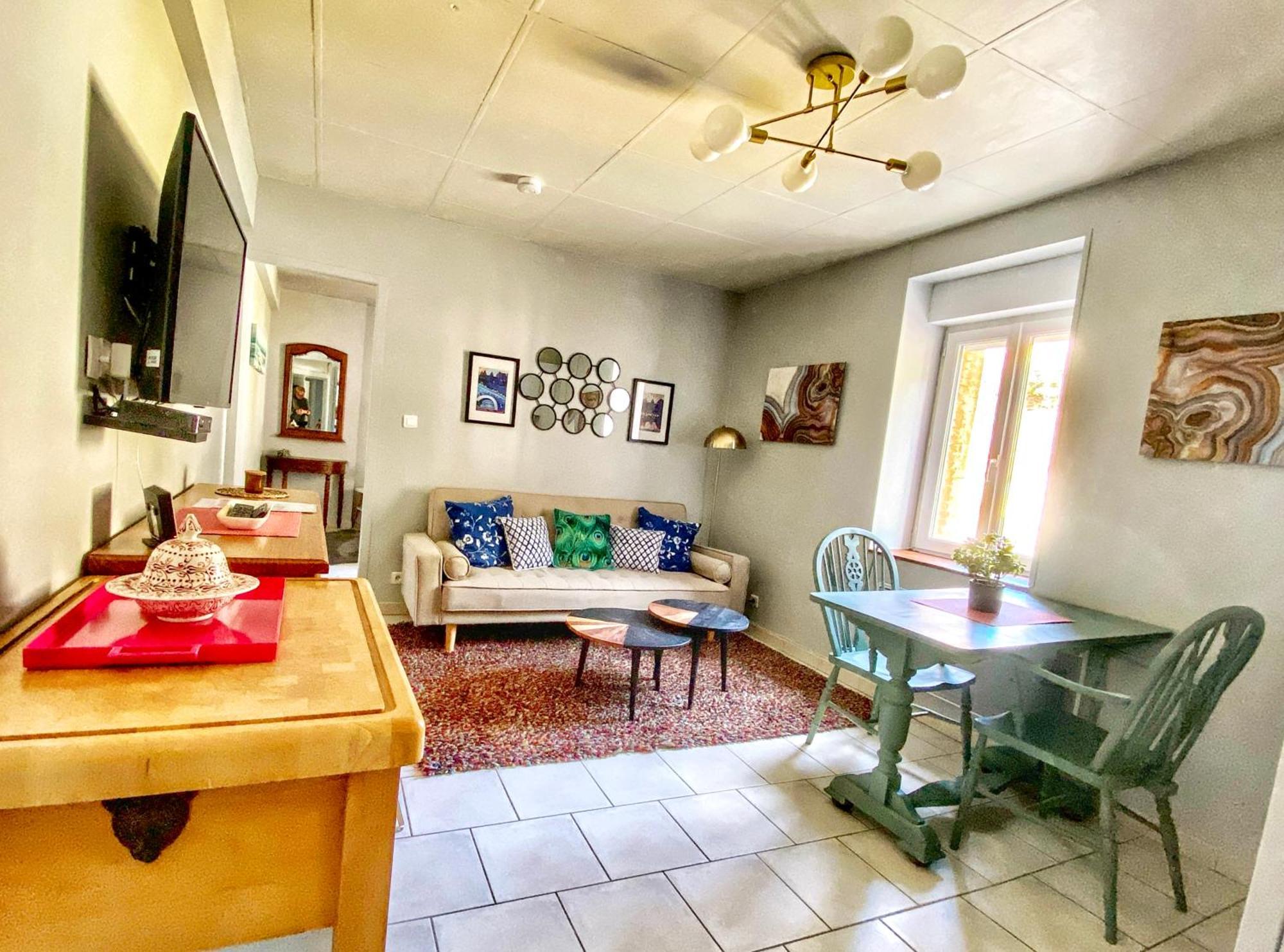 3 Star Surdespine Historic 4 Chateaux Lastours Air Conditioned Exterior foto
